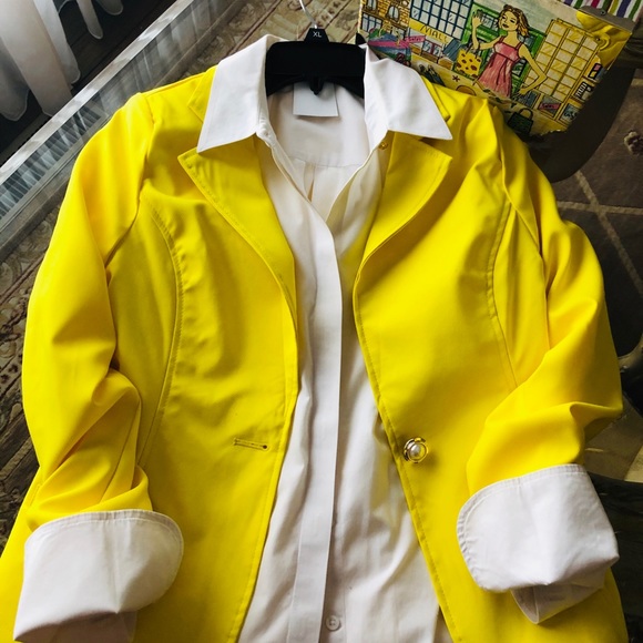 Women’s Yellow Blazer Jacket - Picture 3 of 8